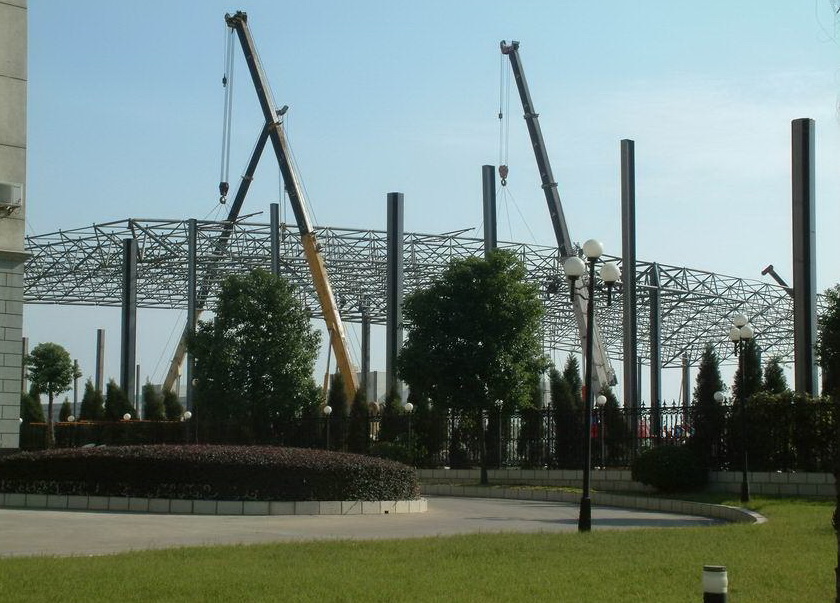 上虞加油站罩棚网架